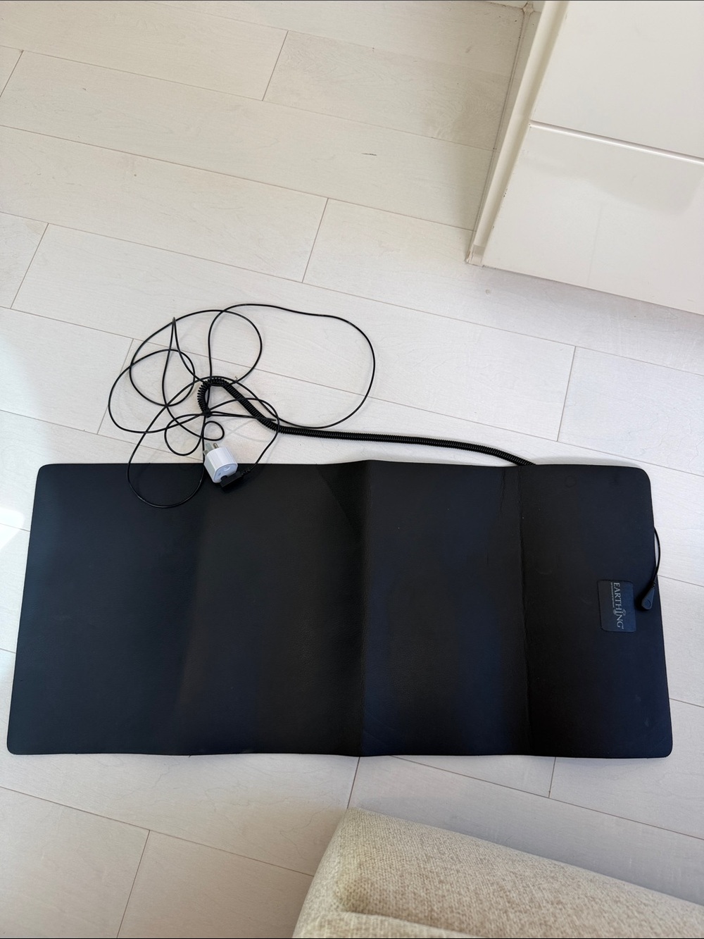 New! Earthing Universal Mat Kit Black Pad for Wellness